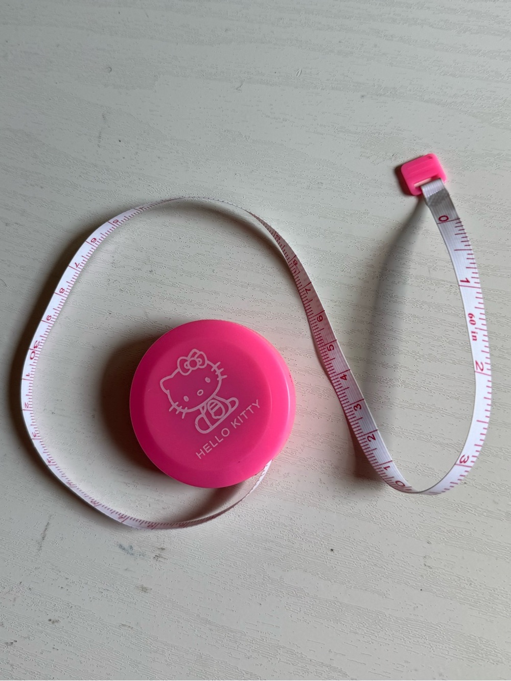 Hello kitty Measuring Tape -Compact - Picture 6 of 6